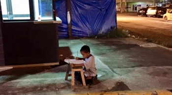 Заставка для - Как одно фото изменило жизнь целеустремленного филиппинского ребенка